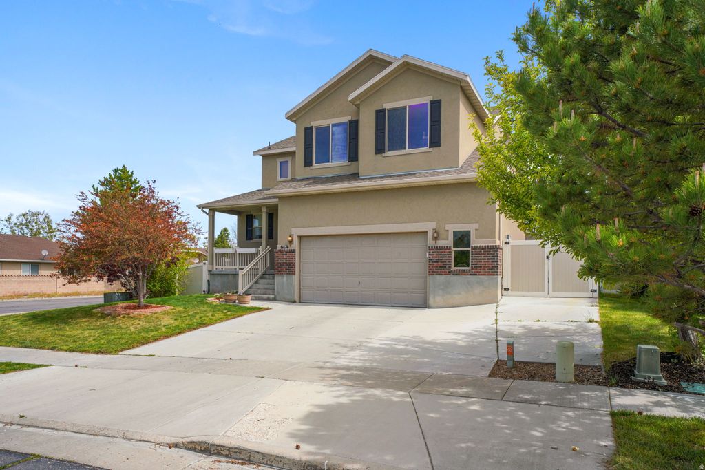 Photo of 6674 N MALACHITE WAY, Stansbury Park, UT 84074 (MLS # 2154362)