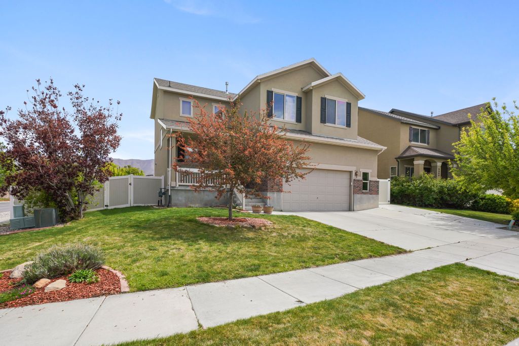 Photo of 6674 N MALACHITE WAY, Stansbury Park, UT 84074 (MLS # 2154362)