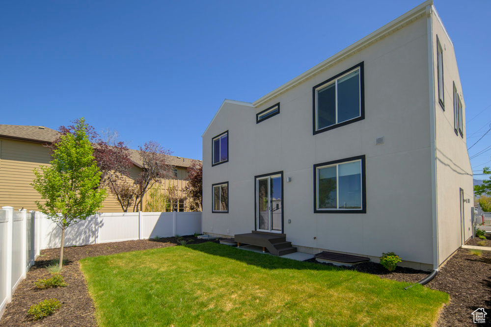 WATERSTONE - Residential