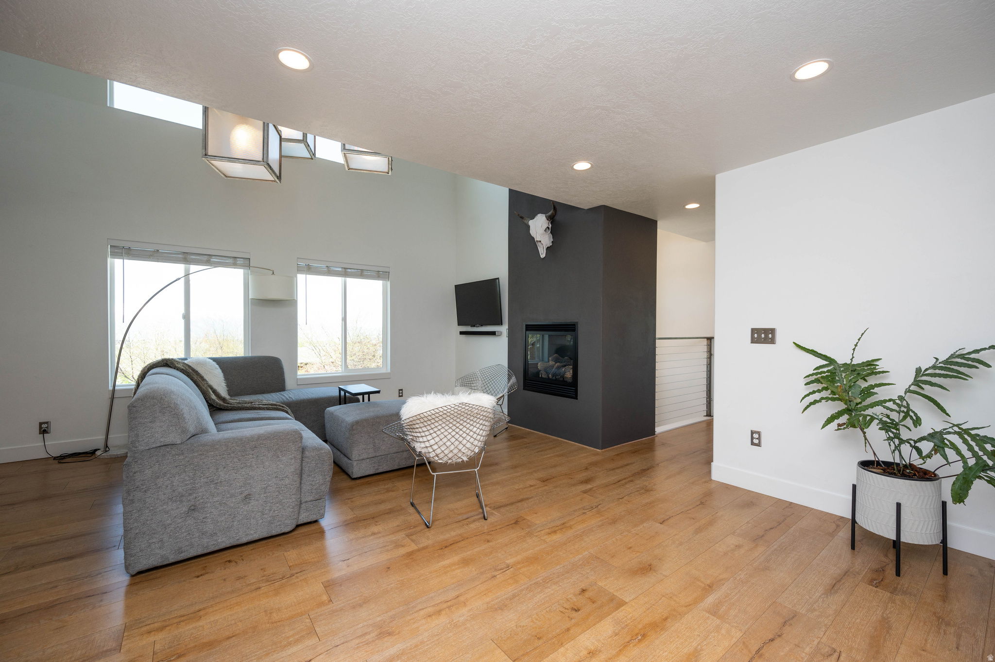 CASTLE HILLS - Residential