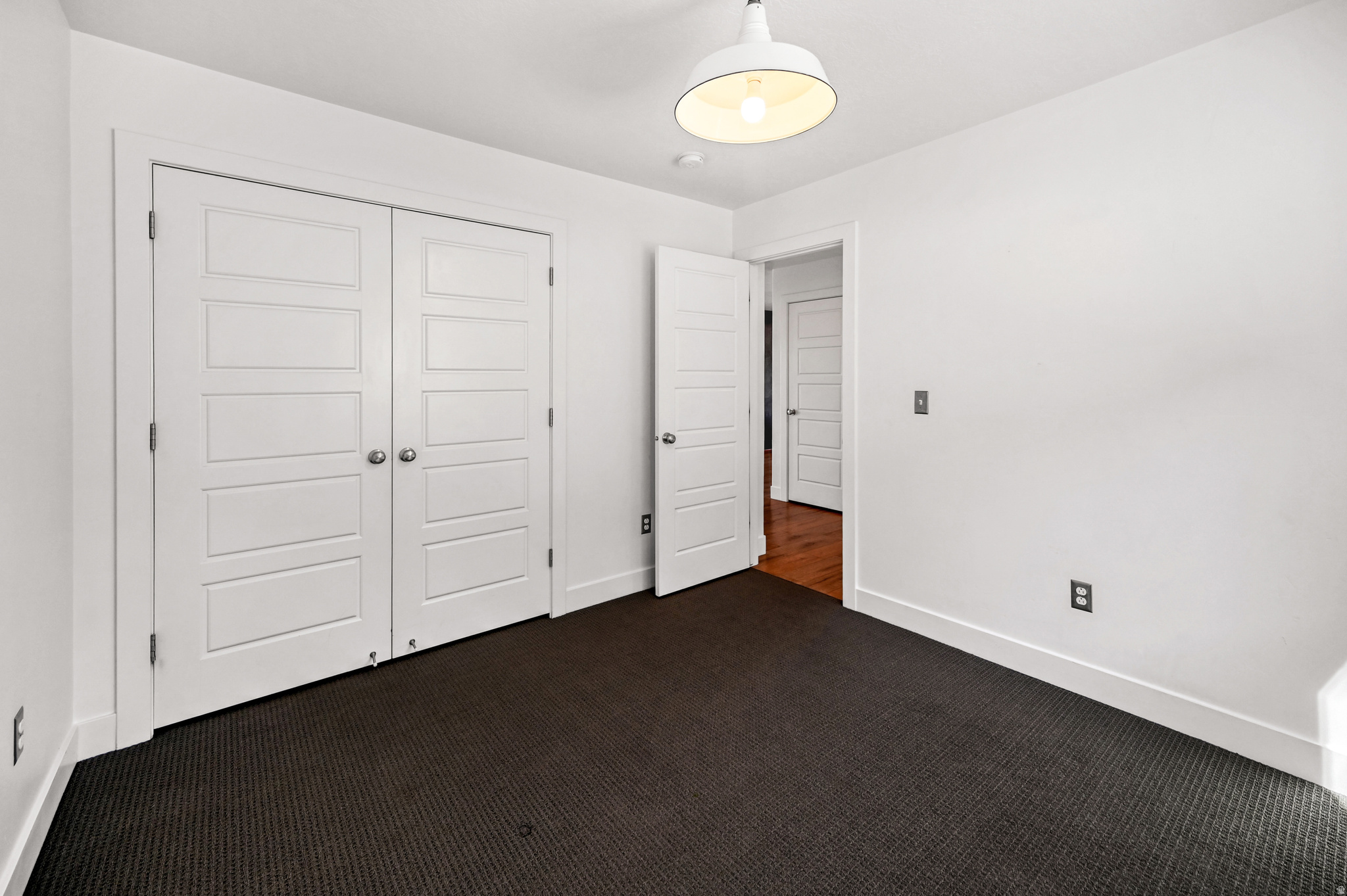 CASTLE HILLS - Residential