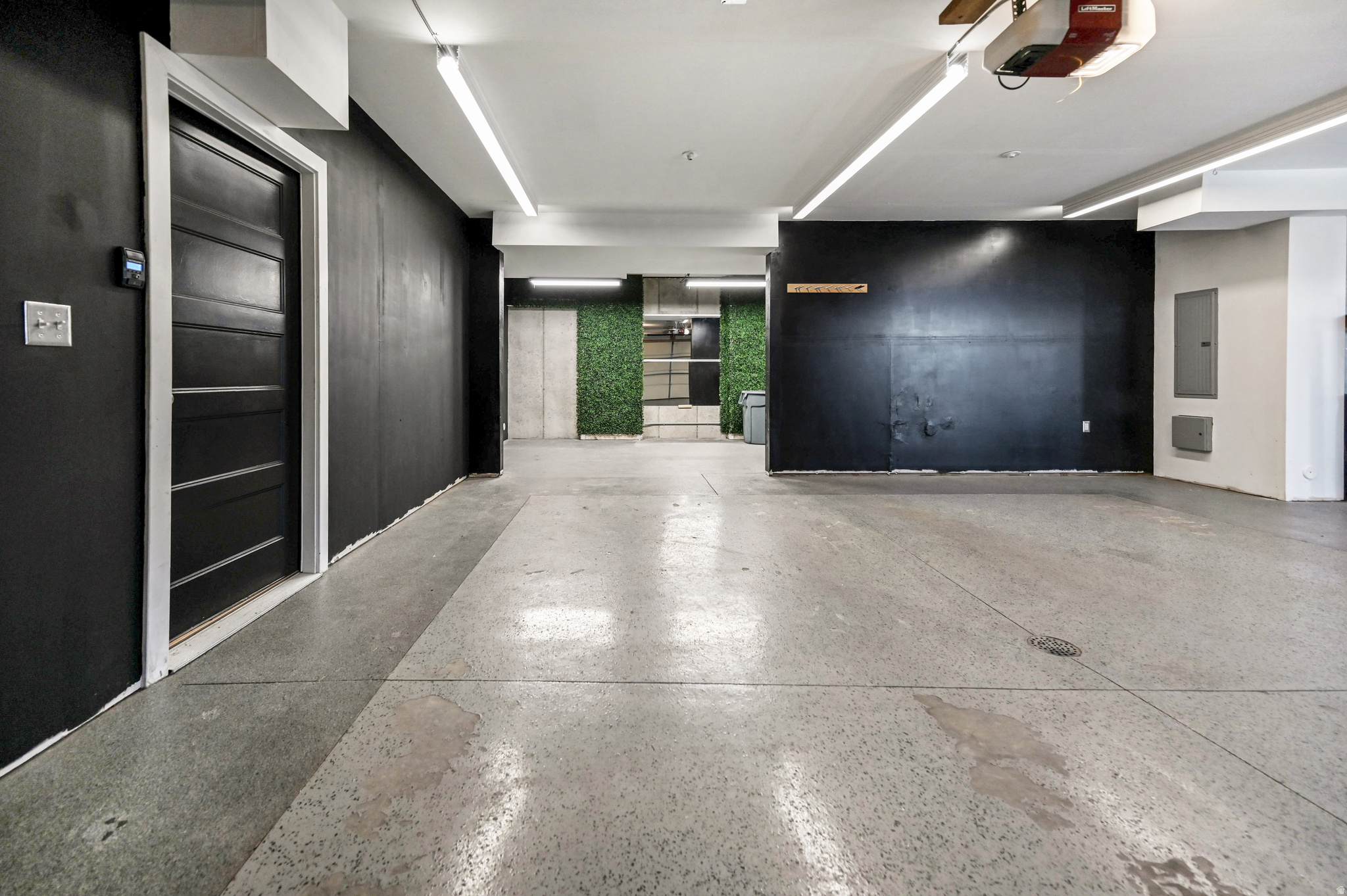 CASTLE HILLS - Residential