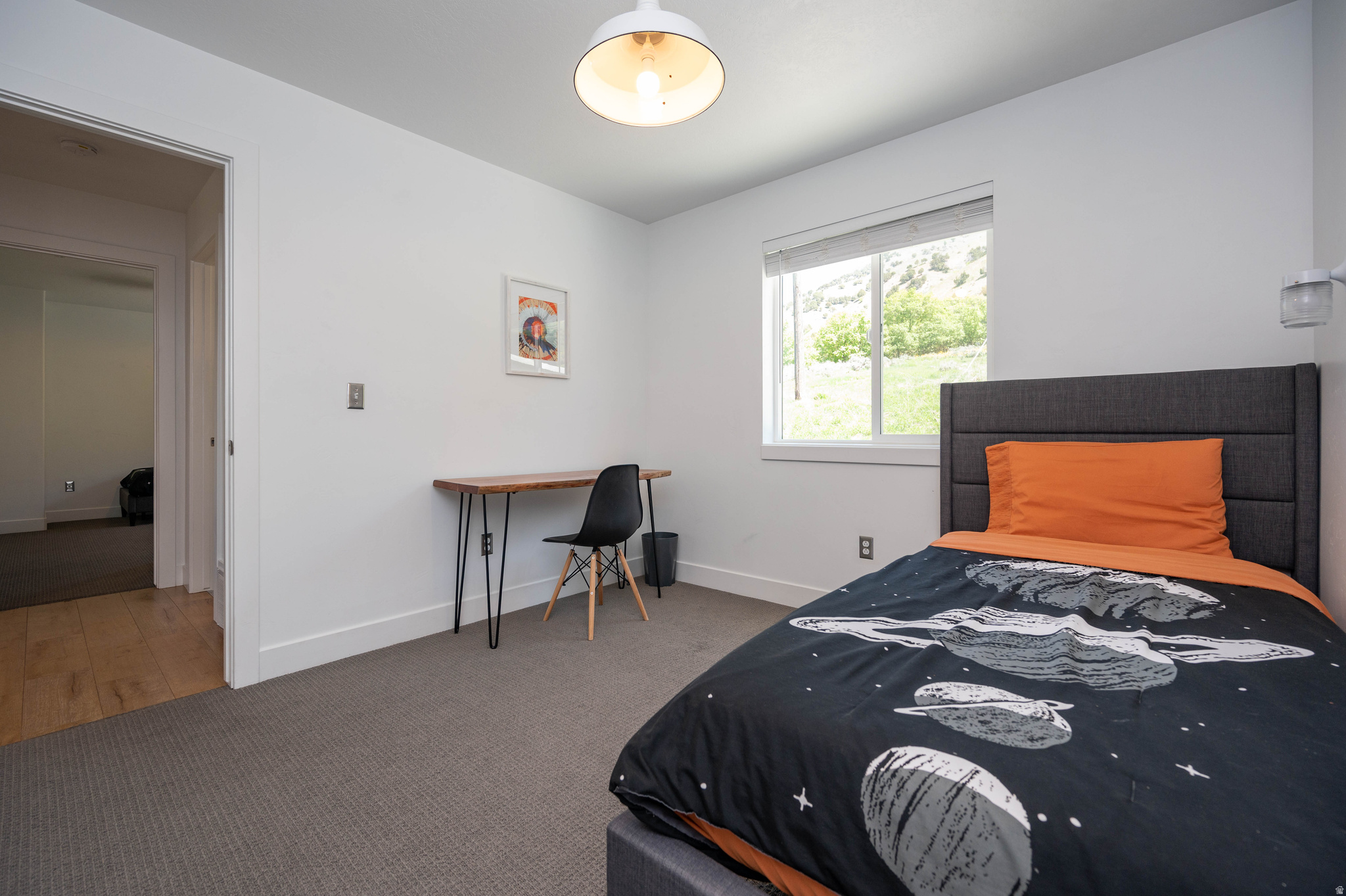 CASTLE HILLS - Residential