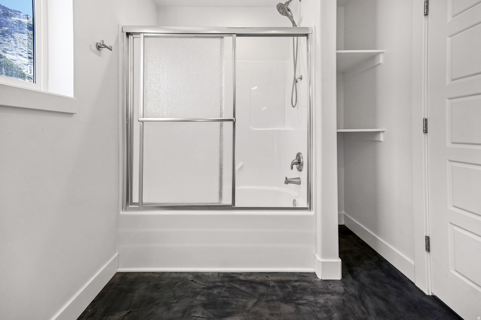 CASTLE HILLS - Residential