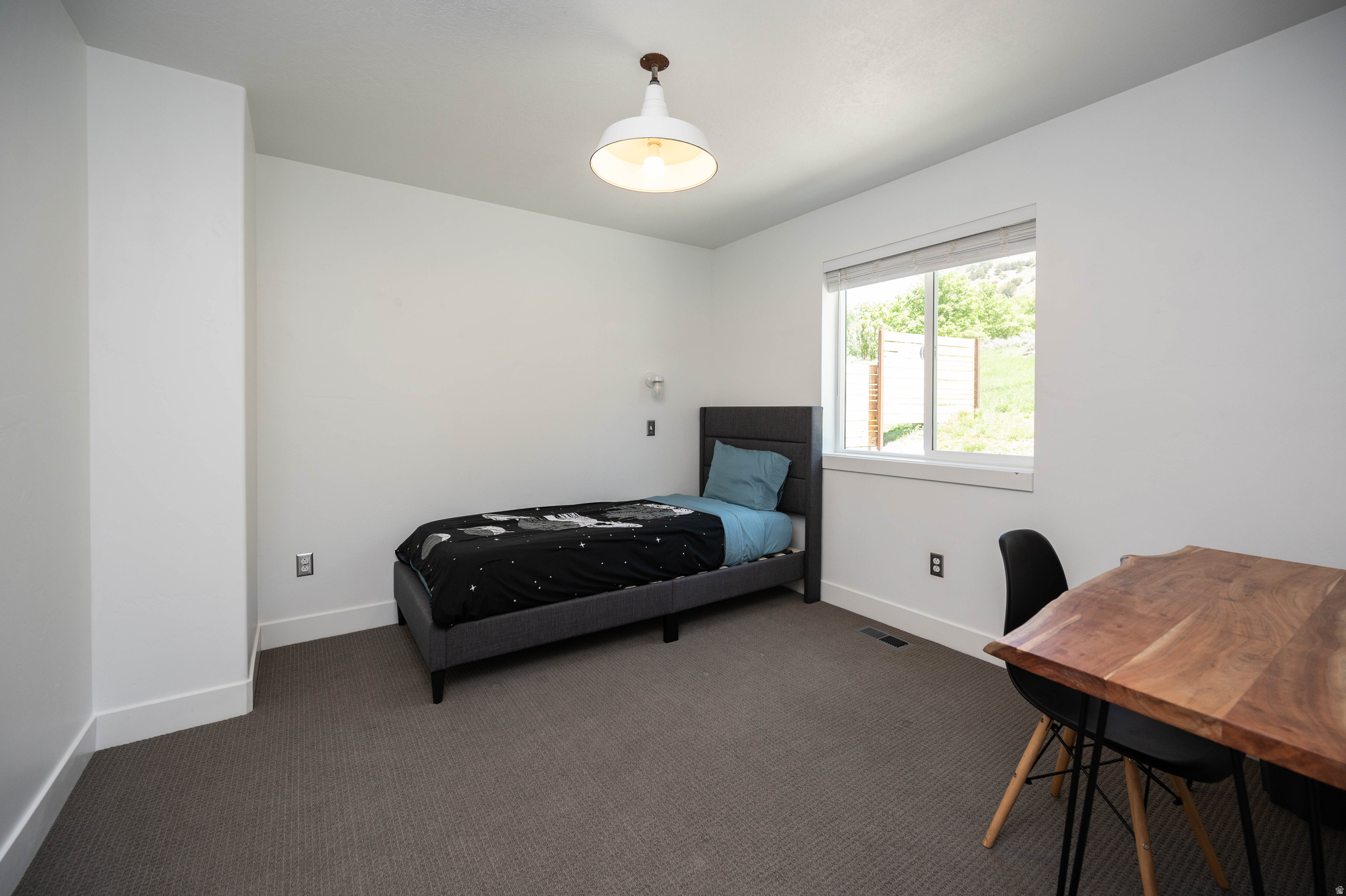 CASTLE HILLS - Residential