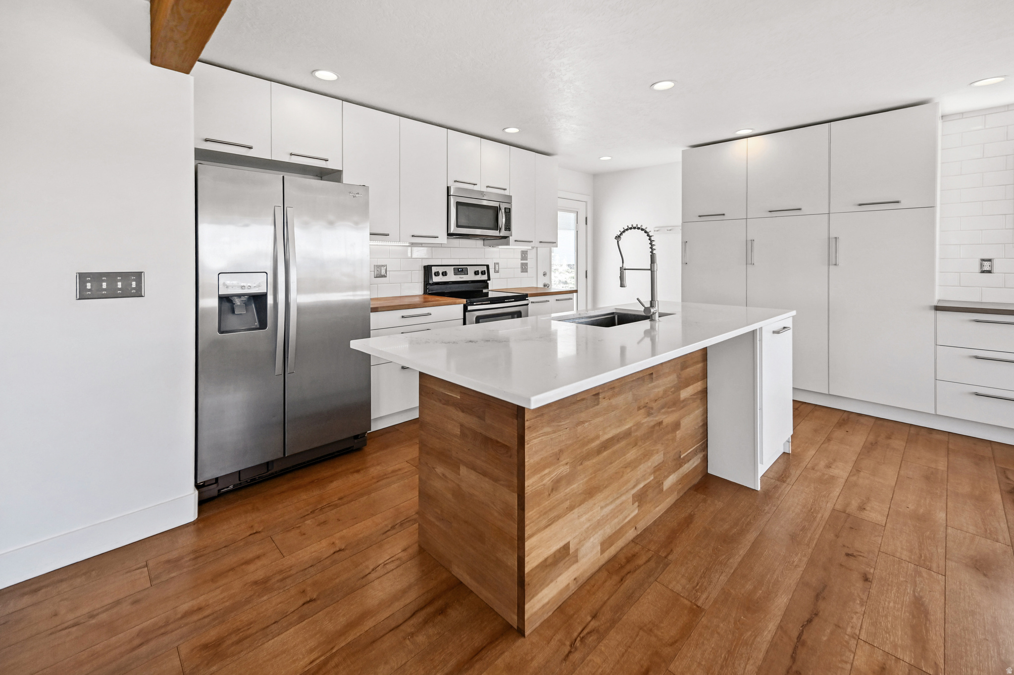 CASTLE HILLS - Residential