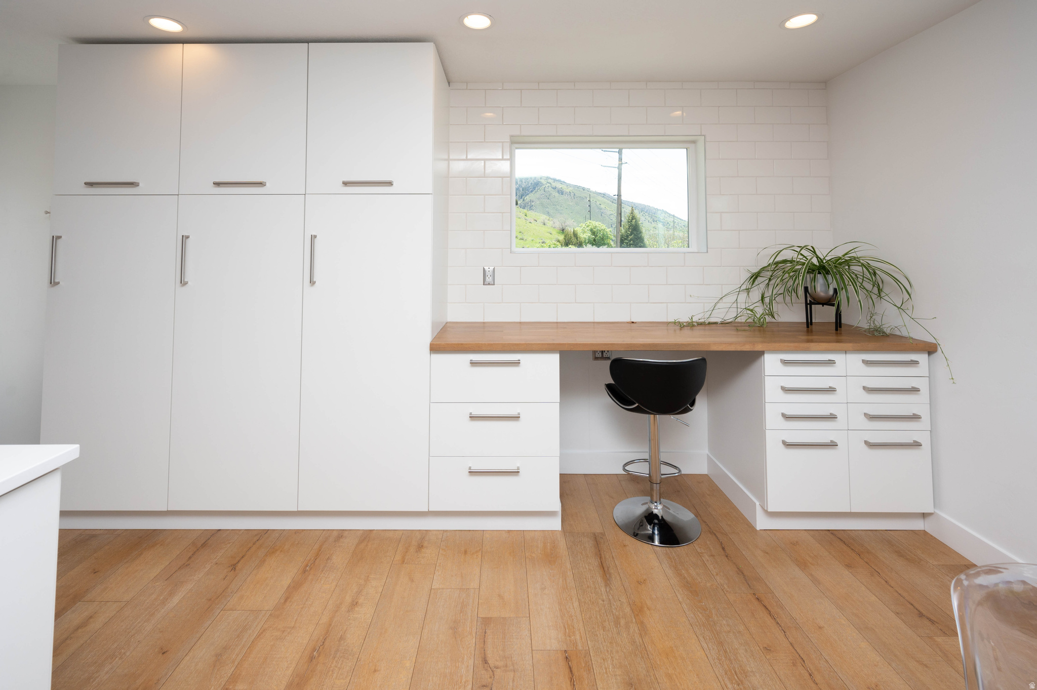 CASTLE HILLS - Residential