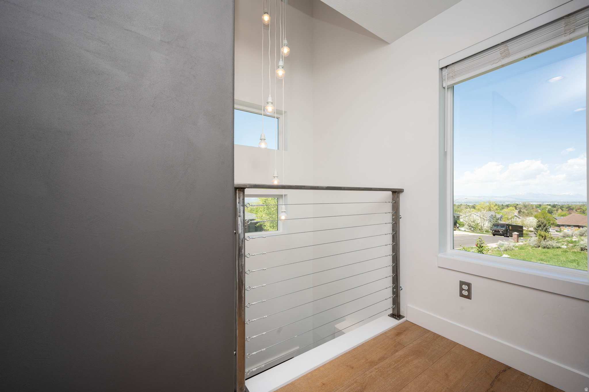 CASTLE HILLS - Residential