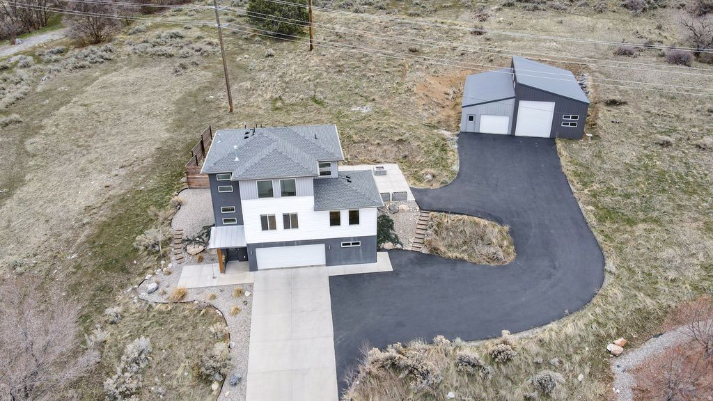 Photo of 1156 CIRCLE VIEW DR, Logan, UT 84341 (MLS # 2144349)