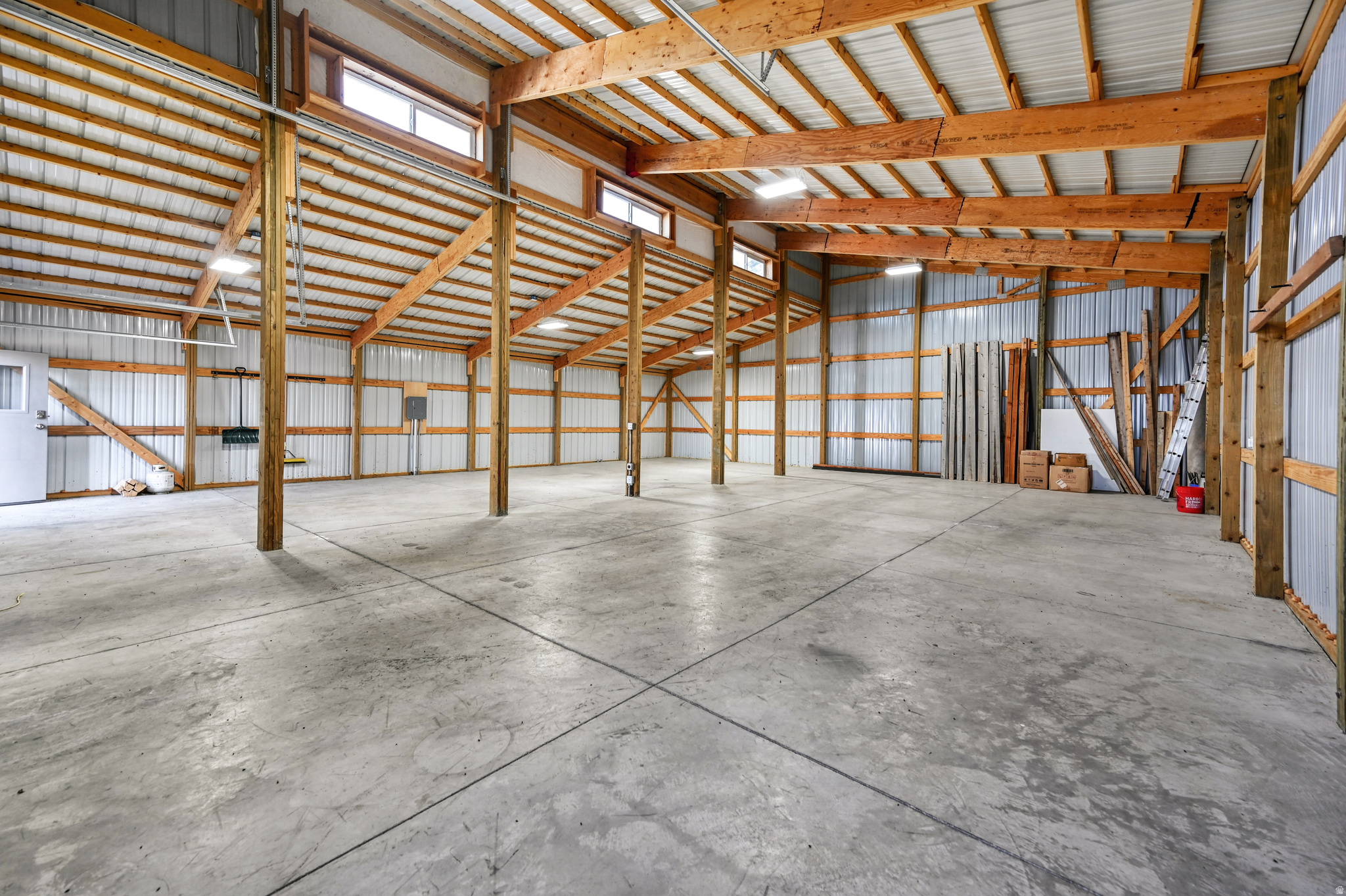 CASTLE HILLS - Residential