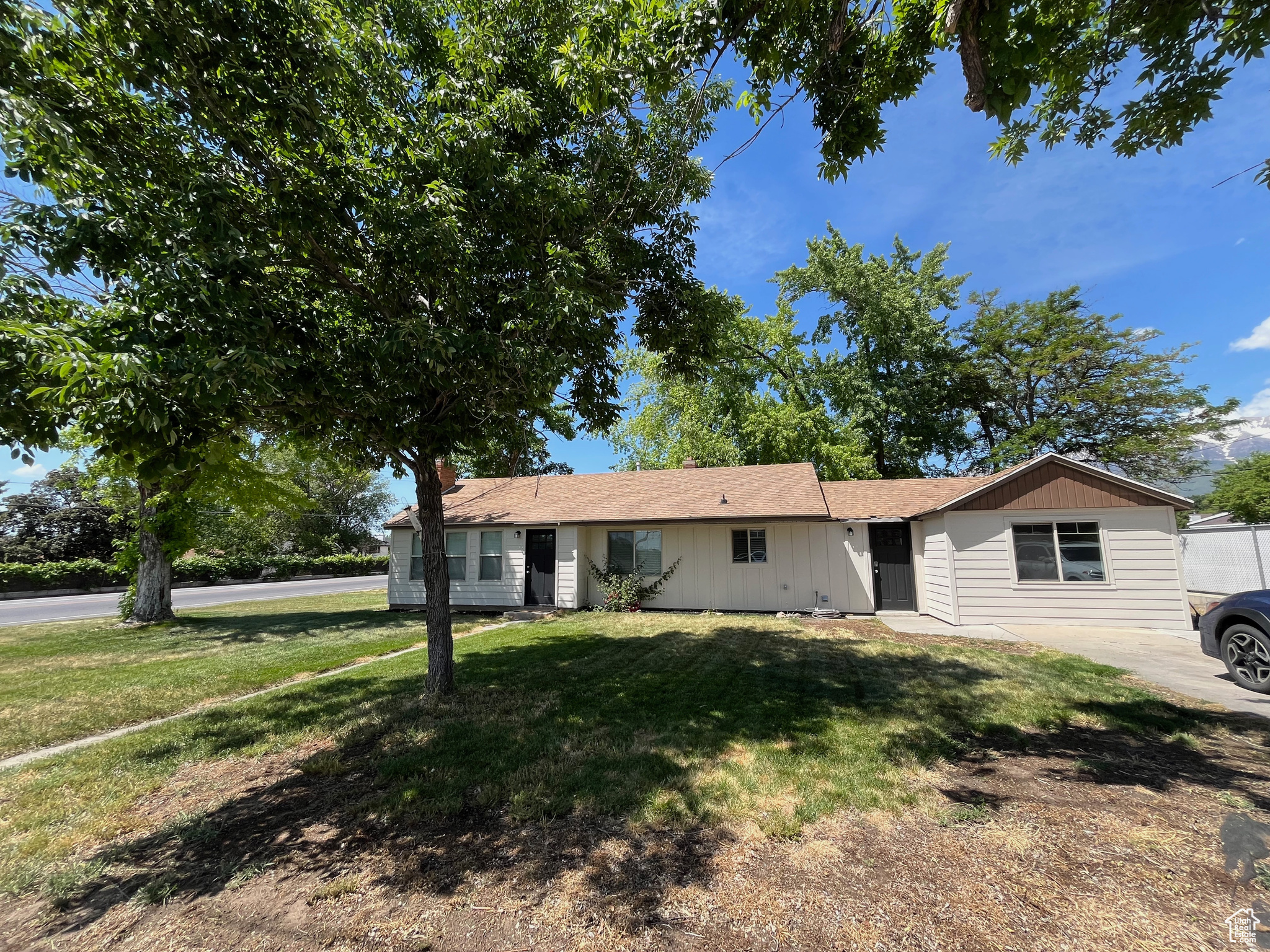 WESTLAKE - Residential