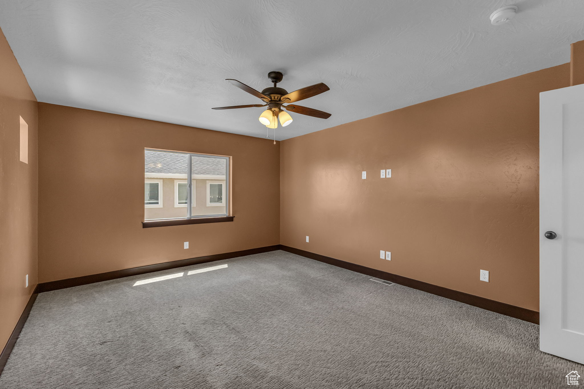 7185 N Hidden Steppe Bnd, Eagle Mountain, Utah image 31