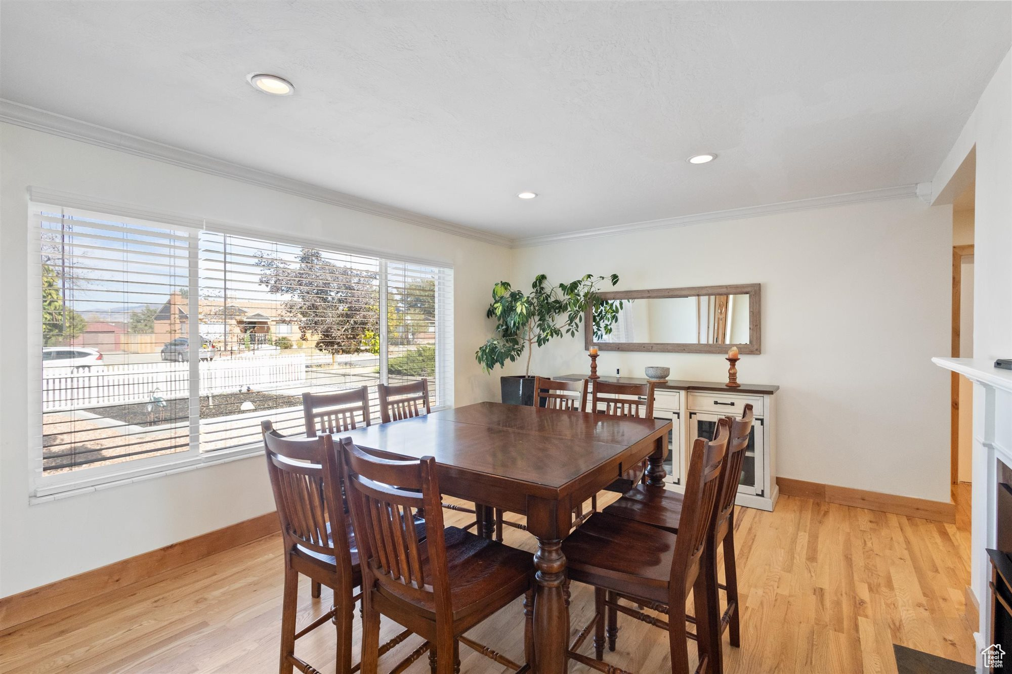 TWIN PEAKS - Residential