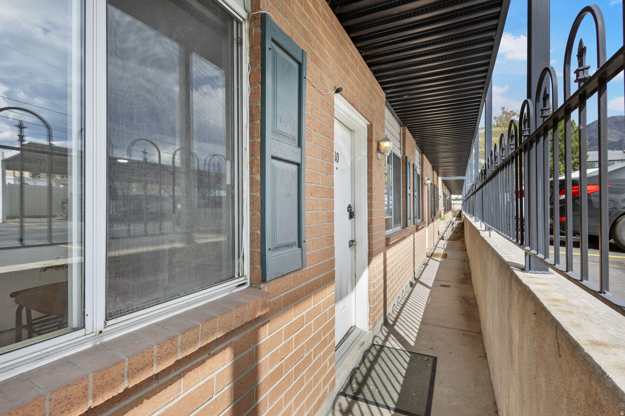 DANIELS SQUARE - Residential