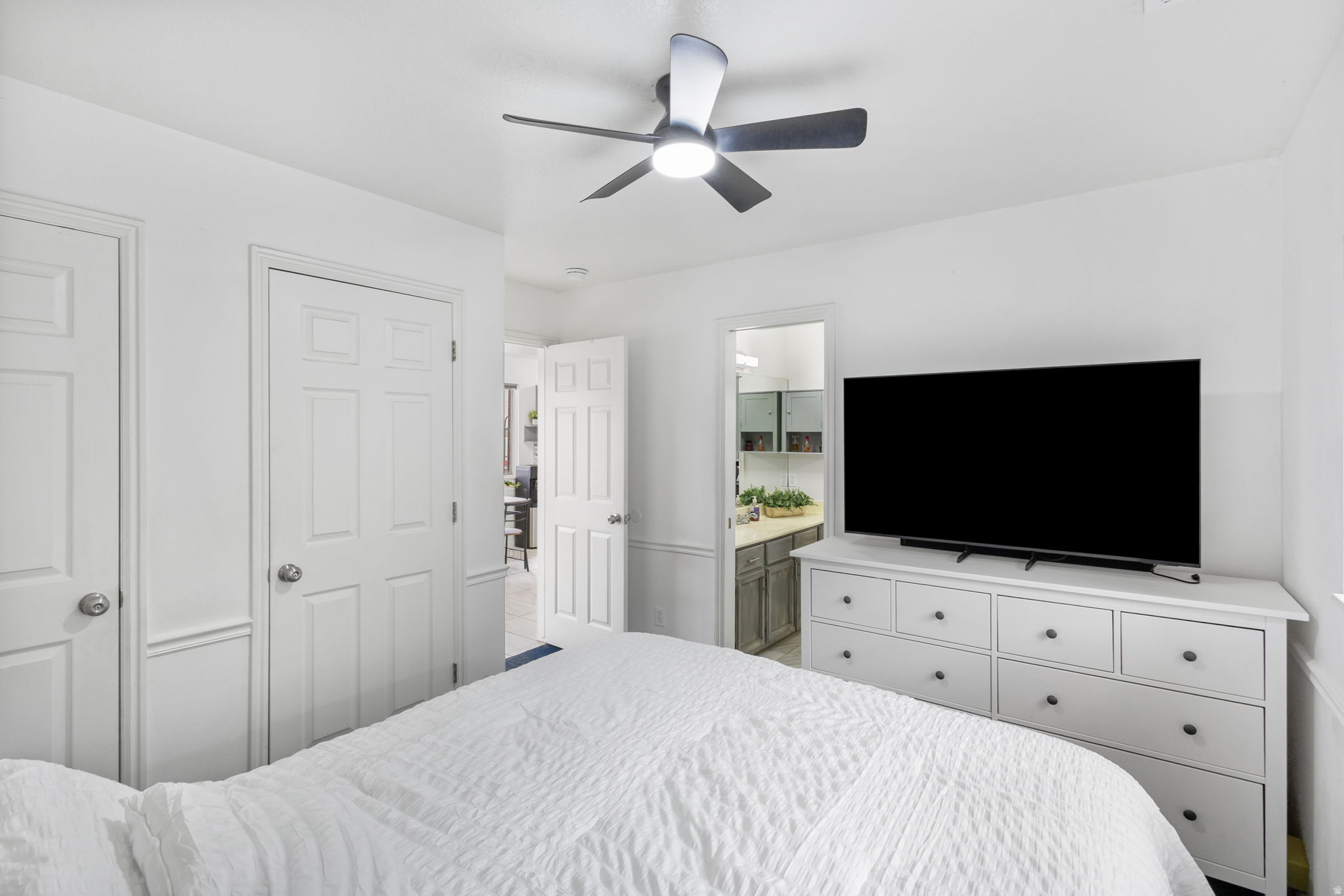 DANIELS SQUARE - Residential