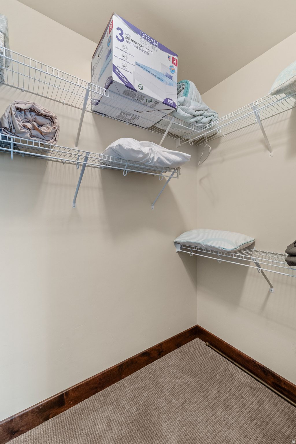 IROQUOIS - Residential