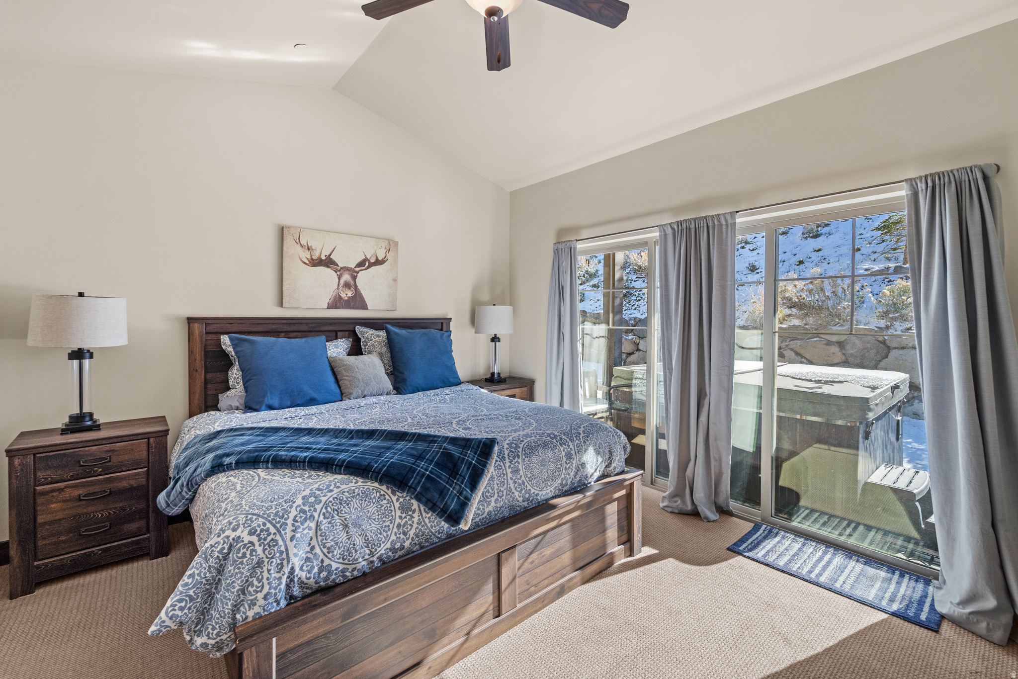 IROQUOIS - Residential