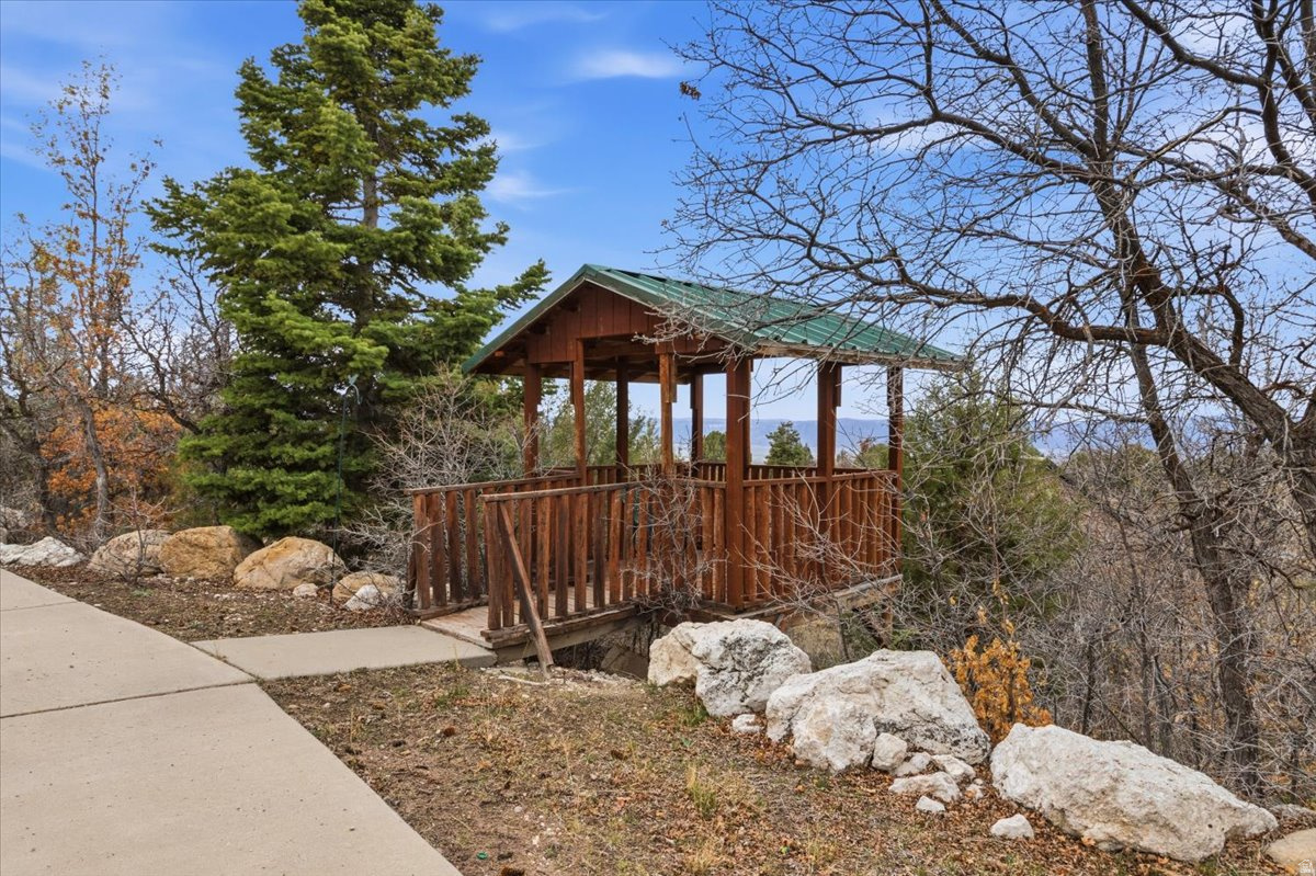 PINE CREEK OAKCREST - Land