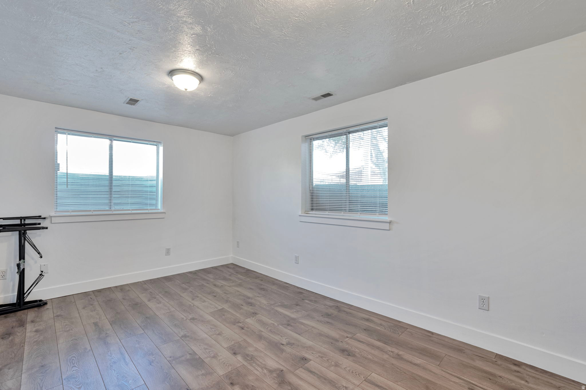 KINGSVIEW ESTATES - Residential