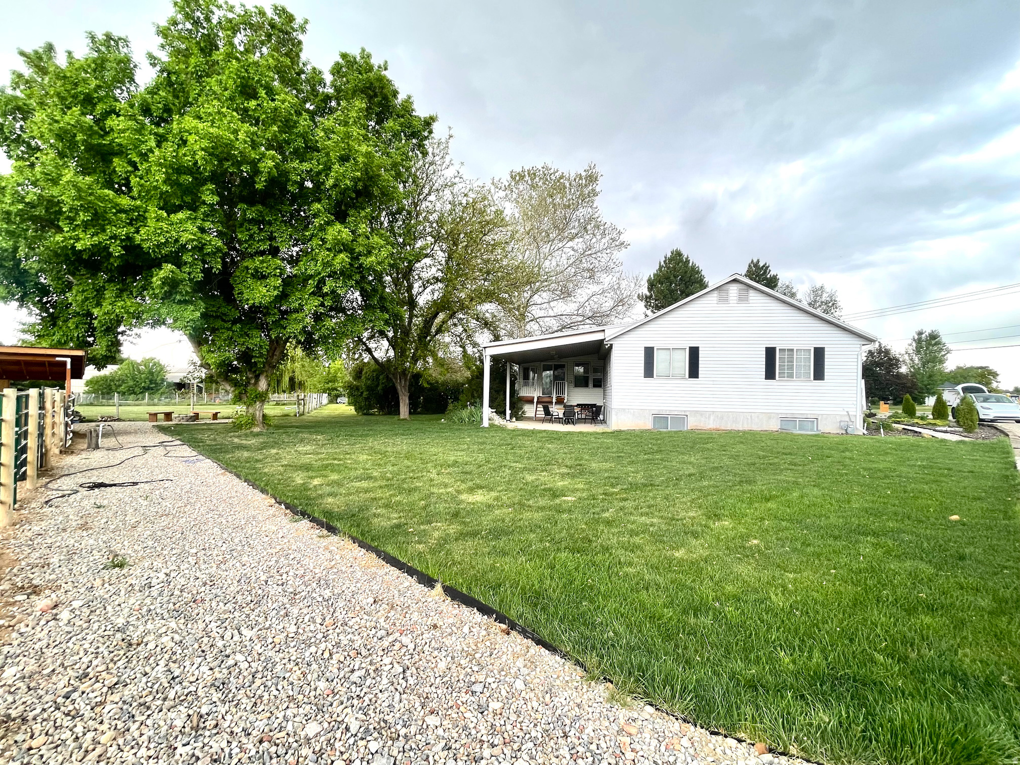 KINGSVIEW ESTATES - Residential