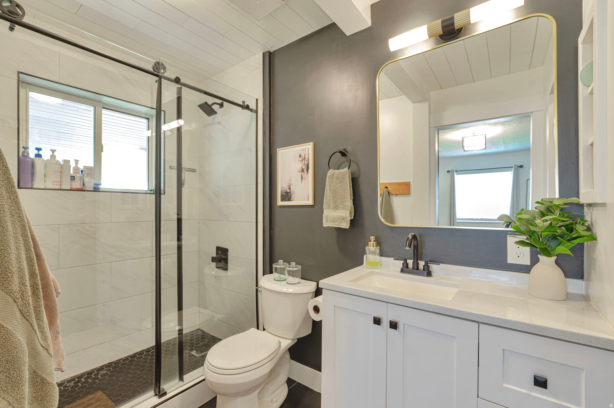 KINGSVIEW ESTATES - Residential