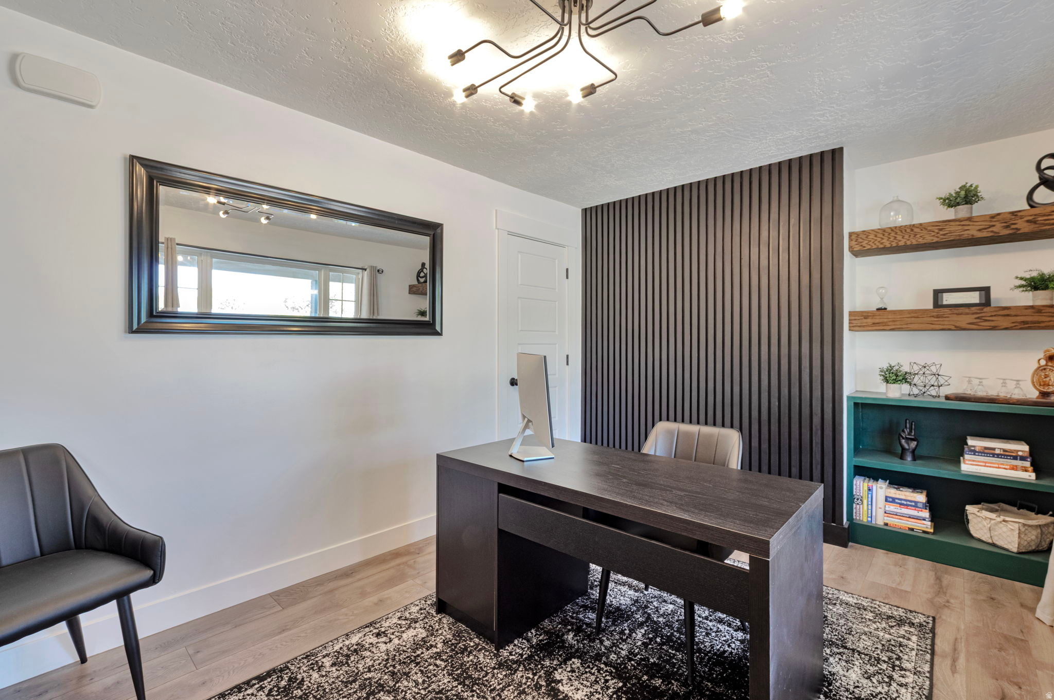 KINGSVIEW ESTATES - Residential