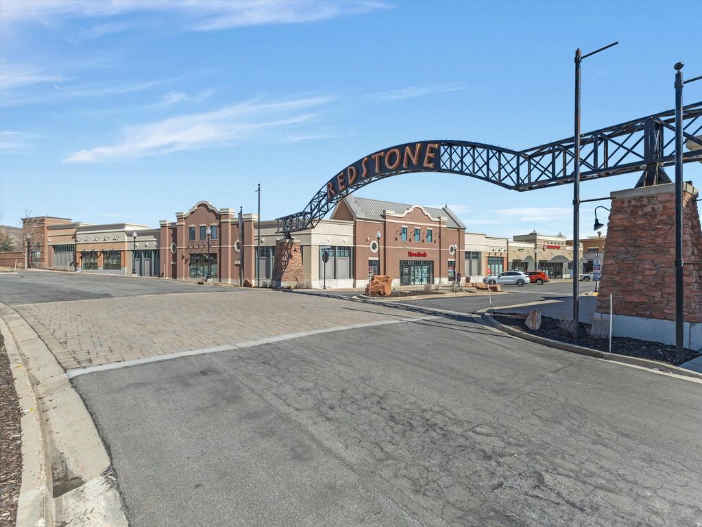 Photo of 1684 W FOX HOLLOW LN #H12, Park City, UT 84098 (MLS # 2142457)