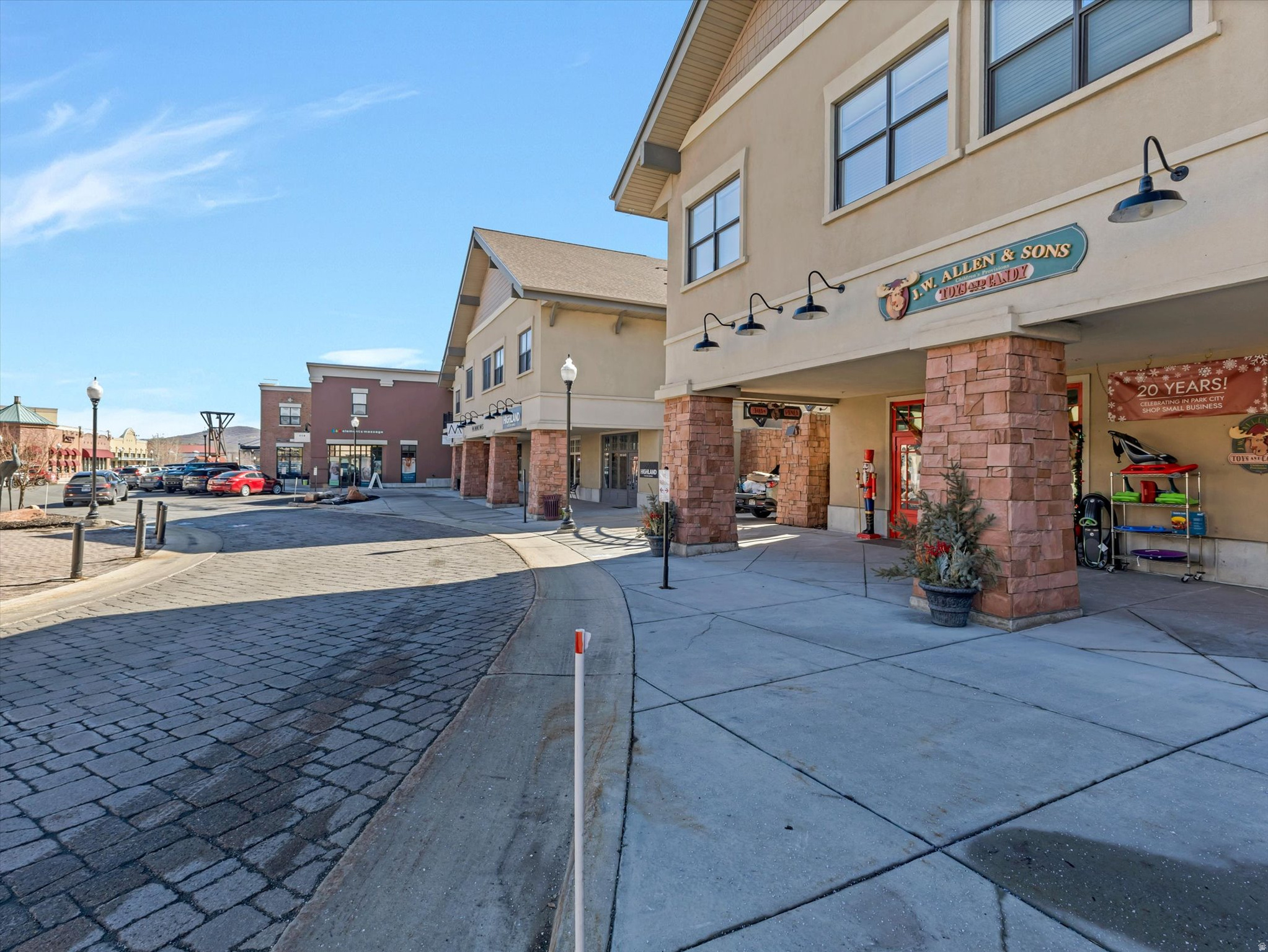 FOX POINT AT REDSTON - Residential