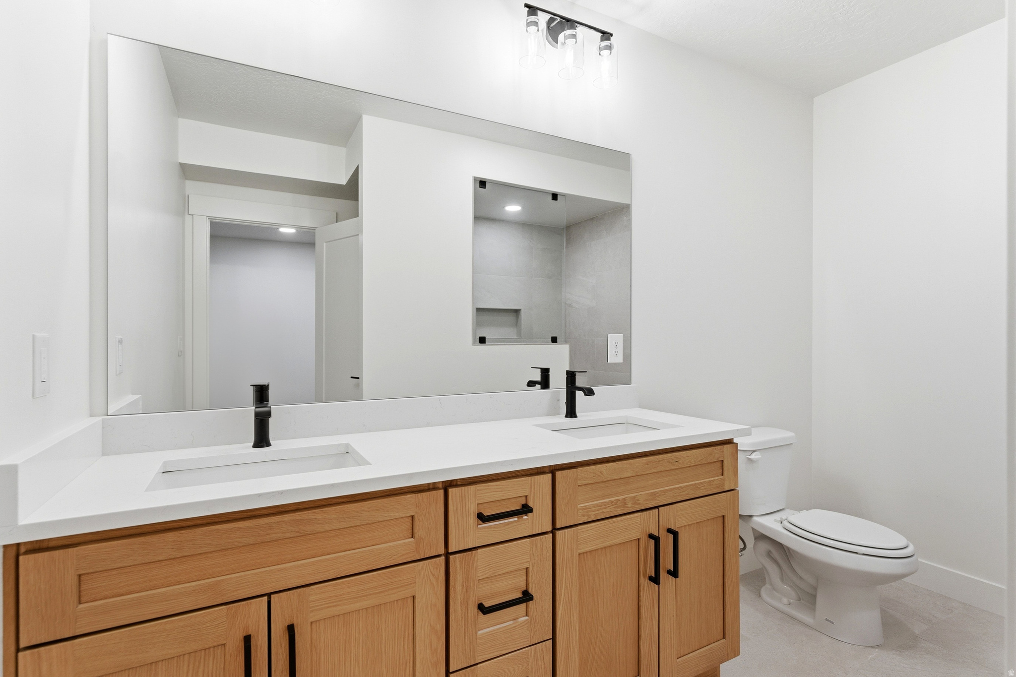 PEBBLE HILLS - Residential