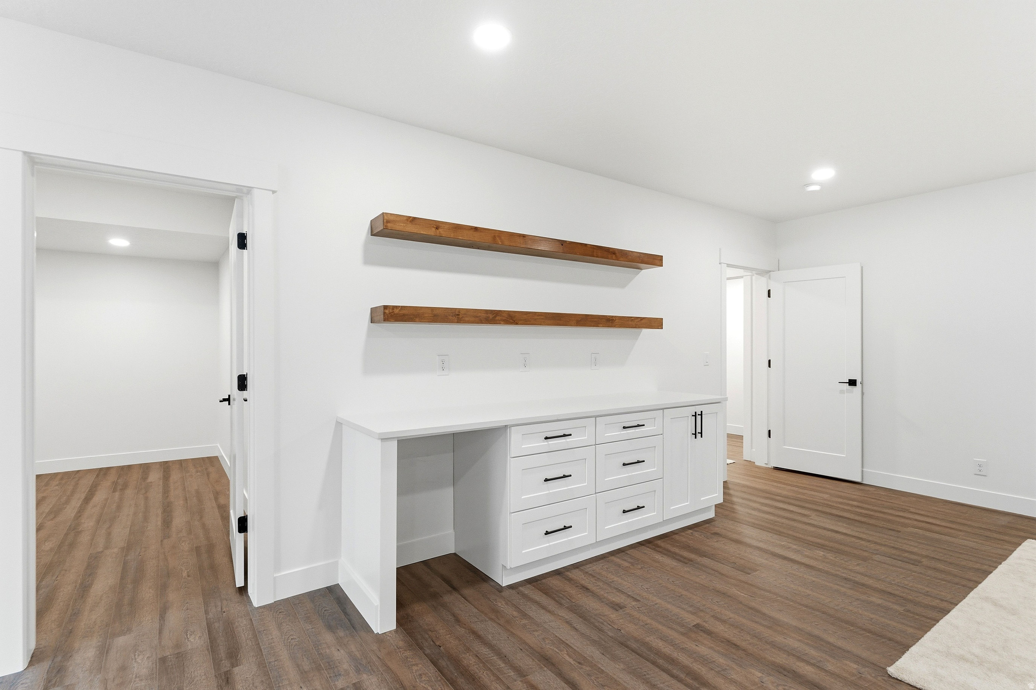 PEBBLE HILLS - Residential