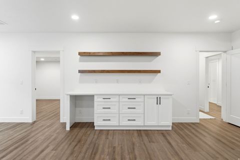 Tiny photo for 8569 S ROUND STONE CV #8, Sandy, UT 84094 (MLS # 2139320)