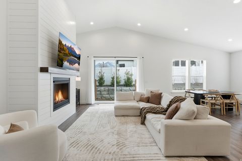 Tiny photo for 8569 S ROUND STONE CV #8, Sandy, UT 84094 (MLS # 2139320)