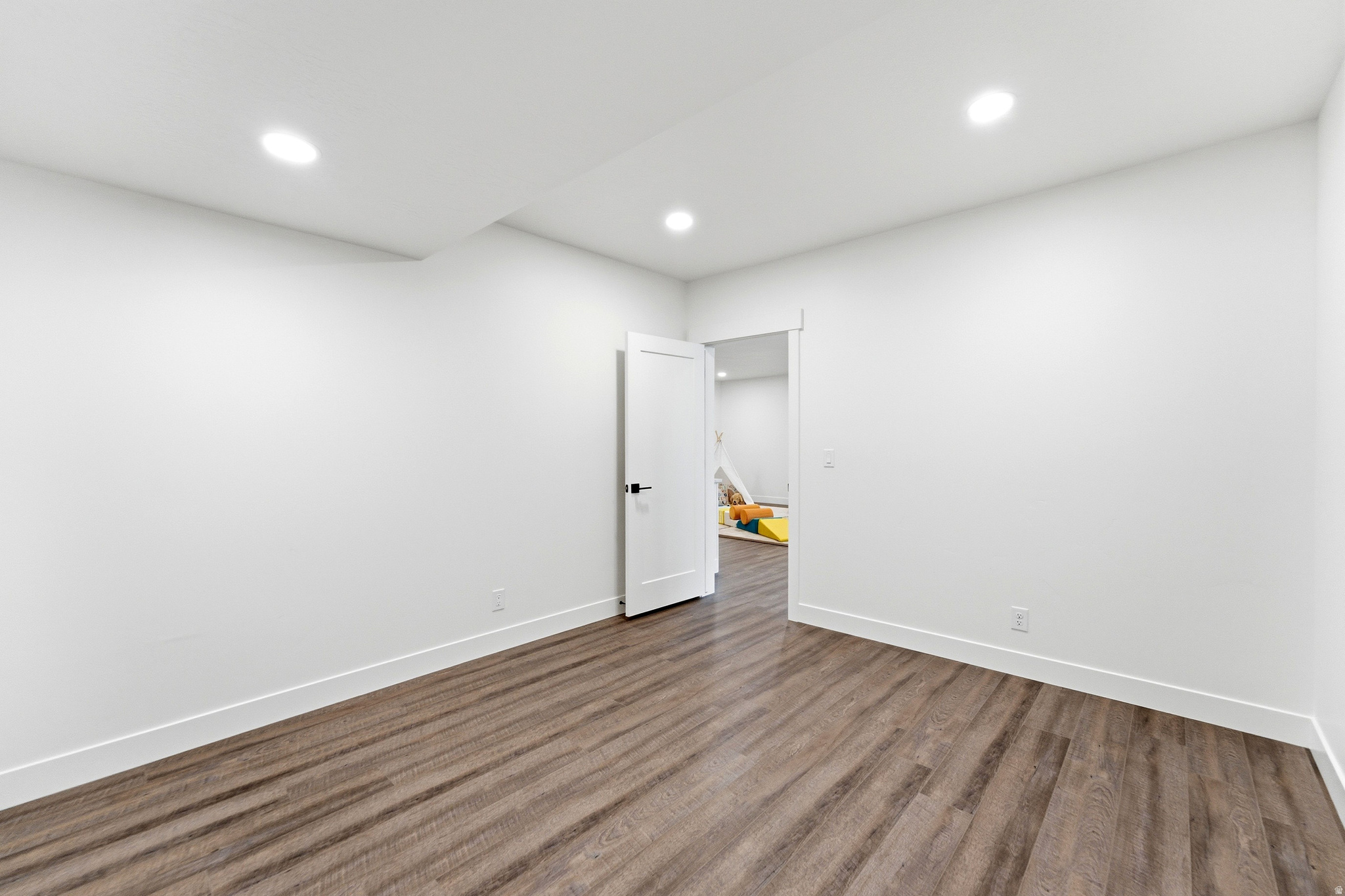 PEBBLE HILLS - Residential