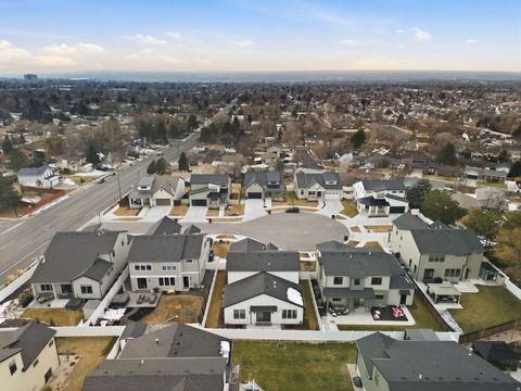 Tiny photo for 8569 S ROUND STONE CV #8, Sandy, UT 84094 (MLS # 2139320)