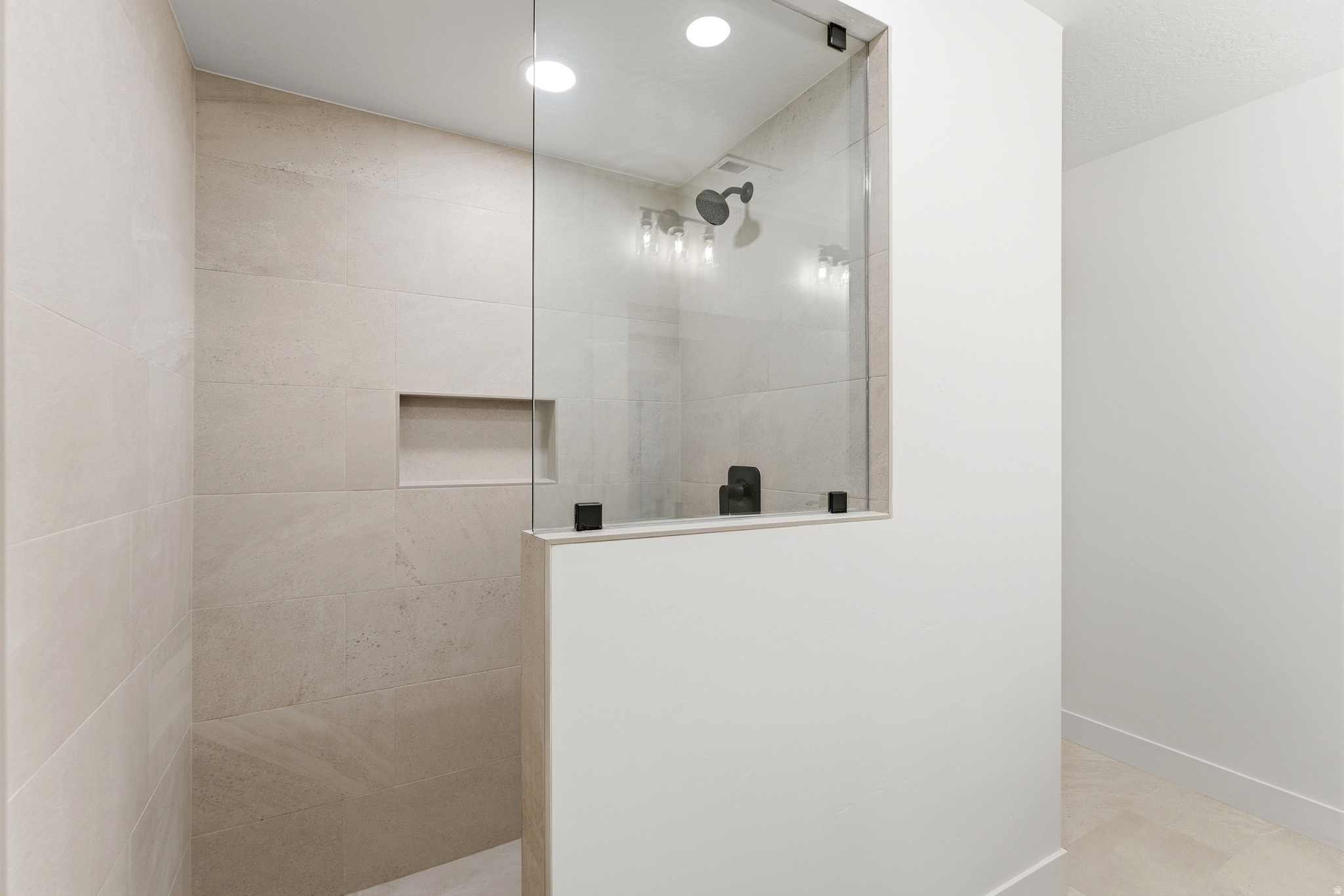 PEBBLE HILLS - Residential