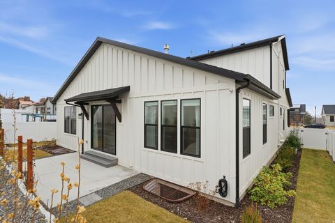 Tiny photo for 8569 S ROUND STONE CV #8, Sandy, UT 84094 (MLS # 2139320)