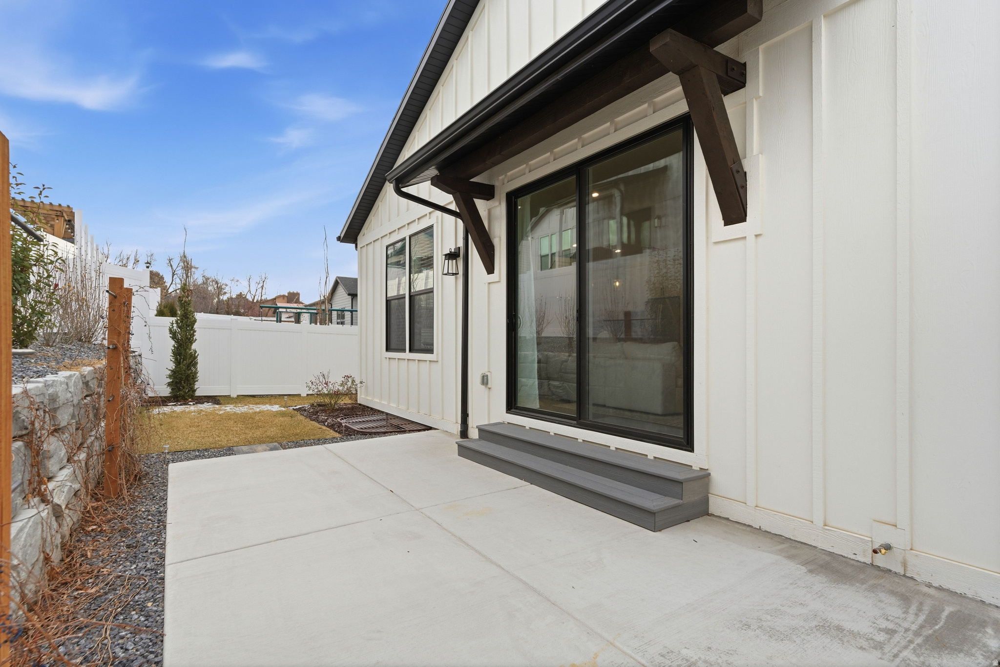 PEBBLE HILLS - Residential