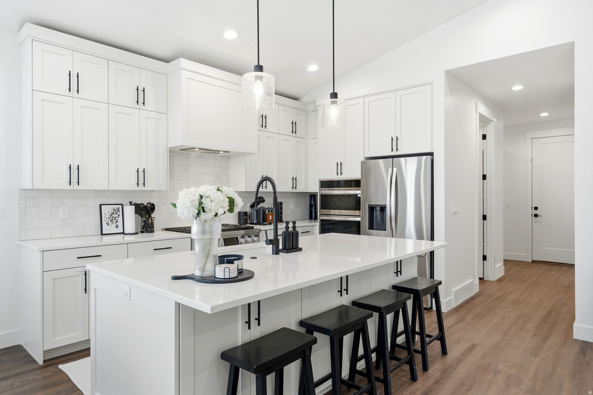 PEBBLE HILLS - Residential