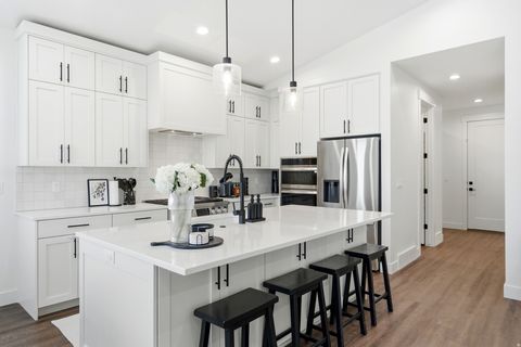 Tiny photo for 8569 S ROUND STONE CV #8, Sandy, UT 84094 (MLS # 2139320)