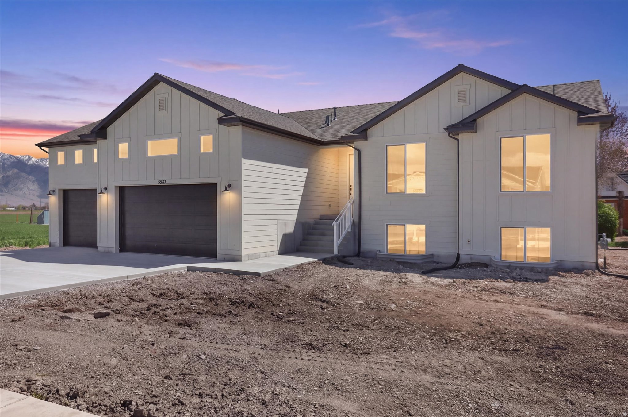 ESTATES AT RIVERVIEW - Residential