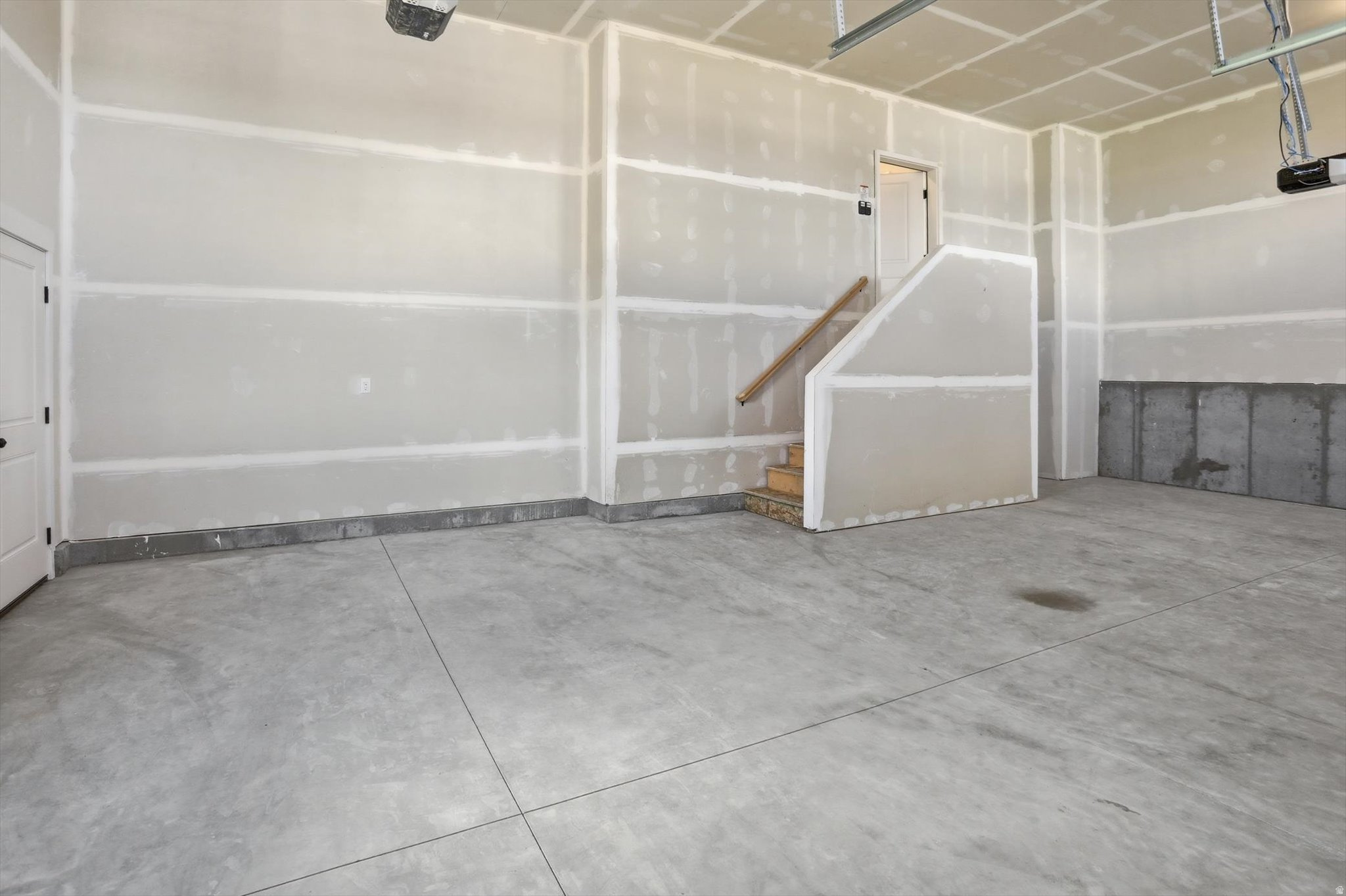 ESTATES AT RIVERVIEW - Residential