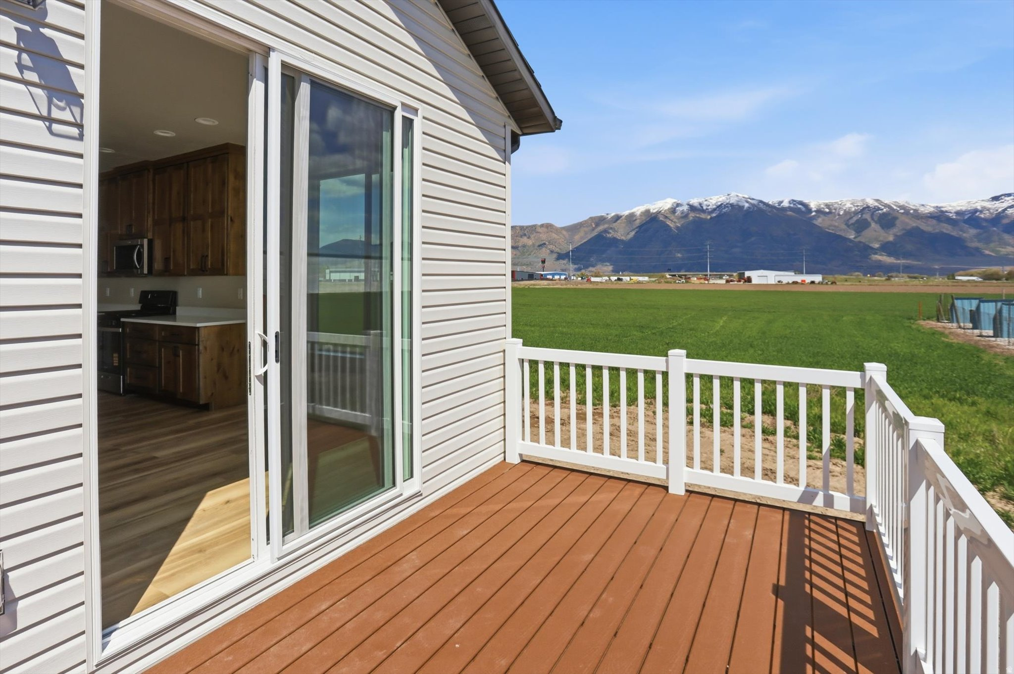 ESTATES AT RIVERVIEW - Residential