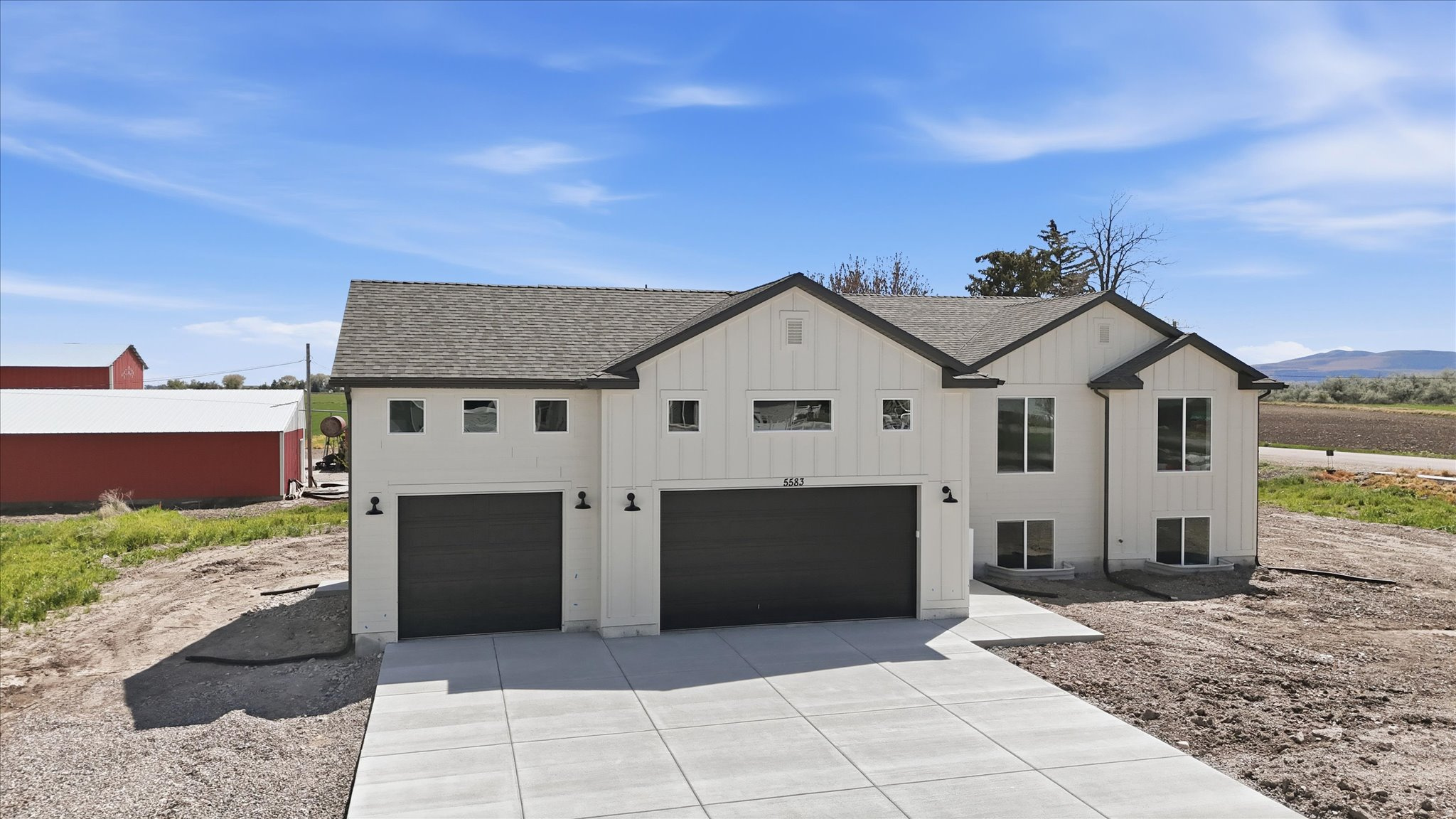 ESTATES AT RIVERVIEW - Residential