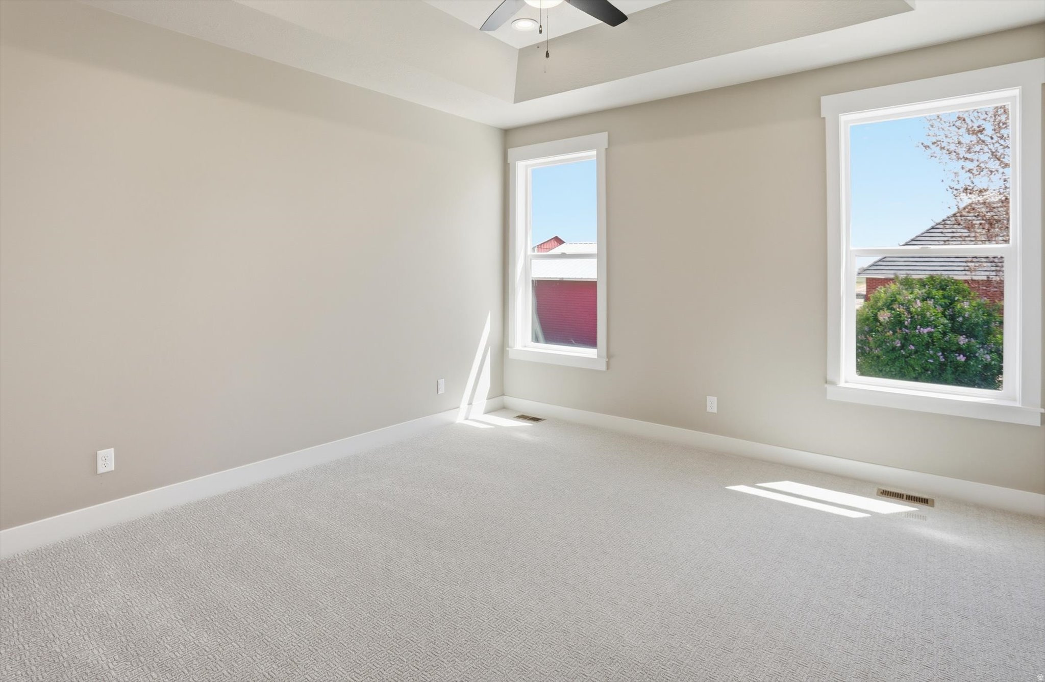 ESTATES AT RIVERVIEW - Residential