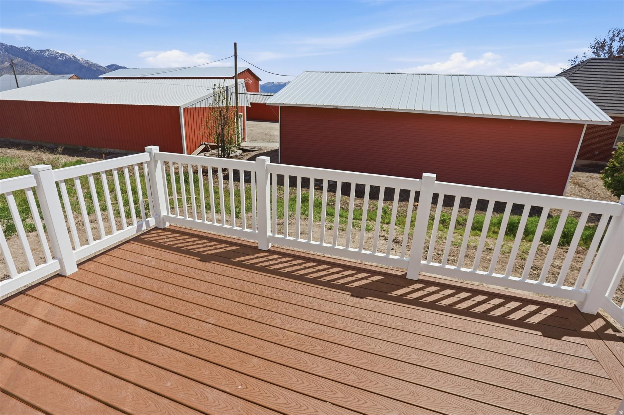ESTATES AT RIVERVIEW - Residential