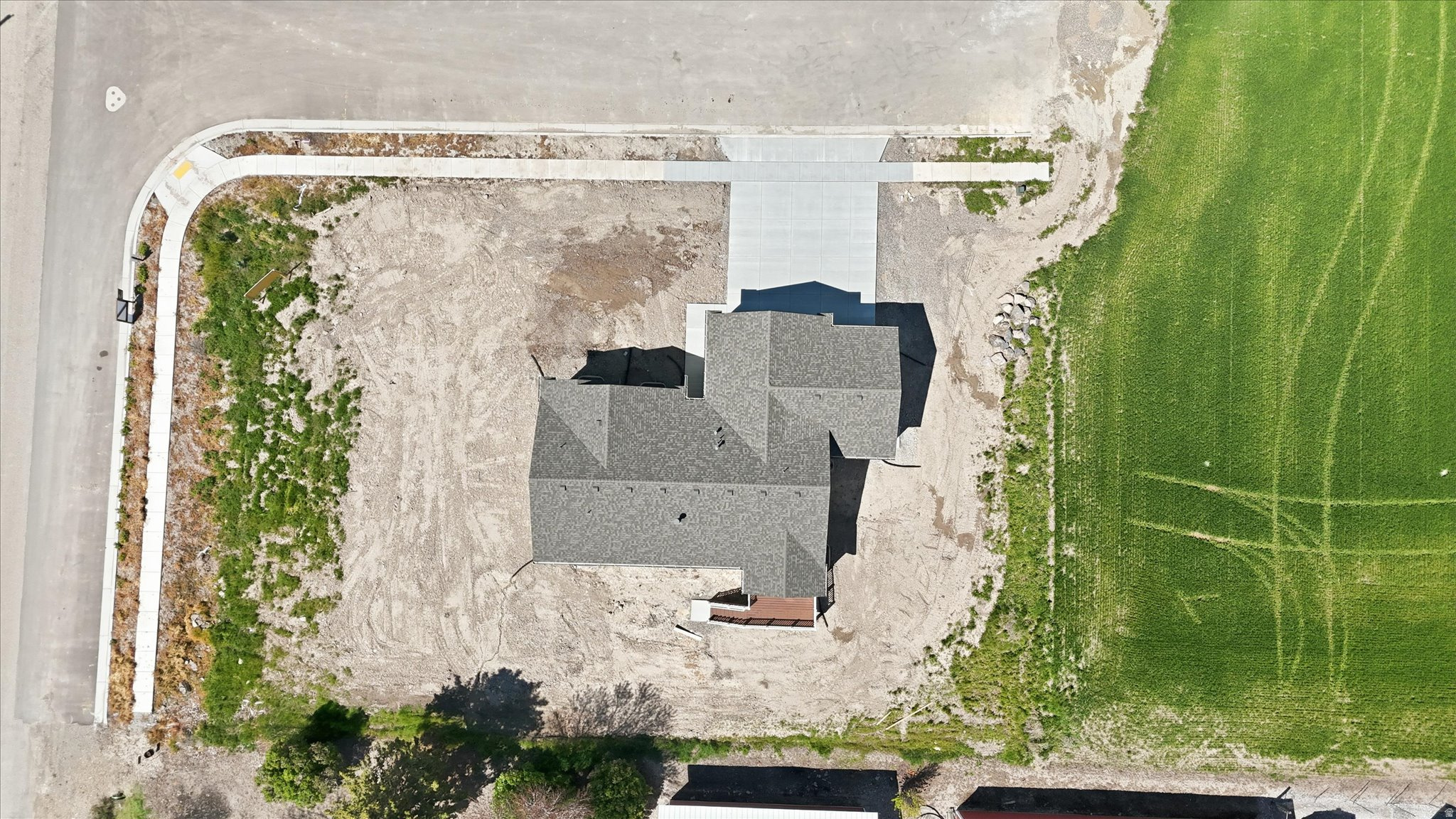 ESTATES AT RIVERVIEW - Residential