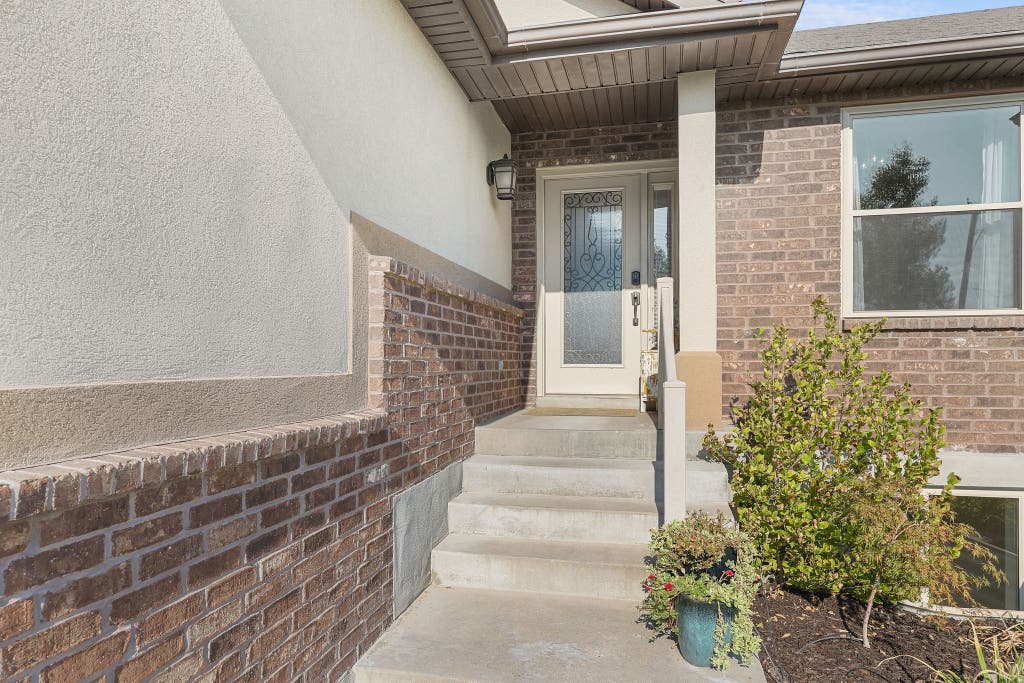 Photo of 1316 N 4350 W, West Point, UT 84015 (MLS # 2177266)