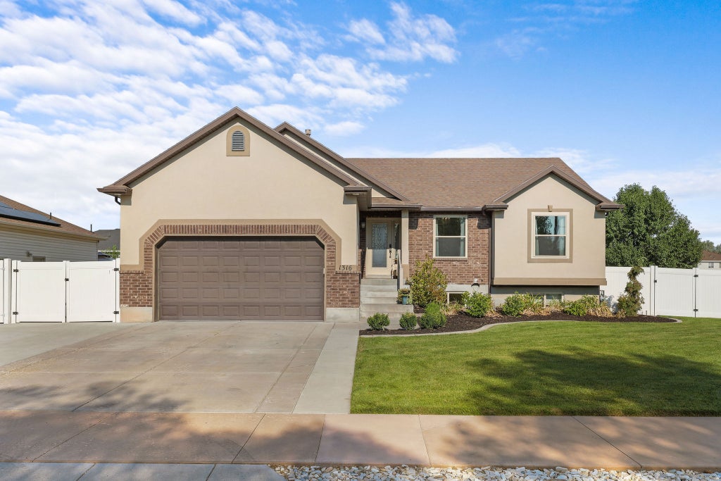 Photo of 1316 N 4350 W, West Point, UT 84015 (MLS # 2177266)