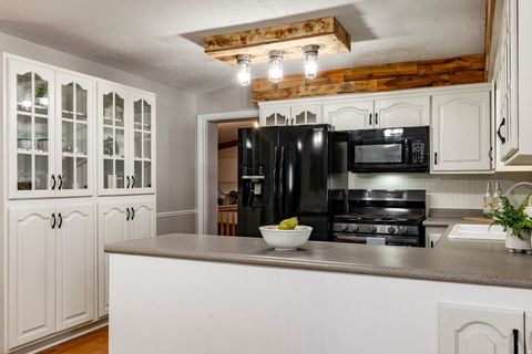 Tiny photo for 1371 E 8600 S, Sandy, UT 84093 (MLS # 2148458)