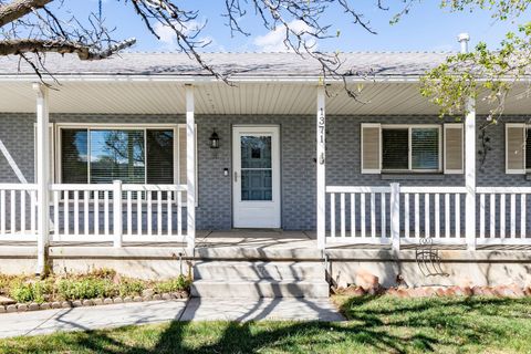 Photo of 1371 E 8600 S, Sandy, UT 84093 (MLS # 2148458)